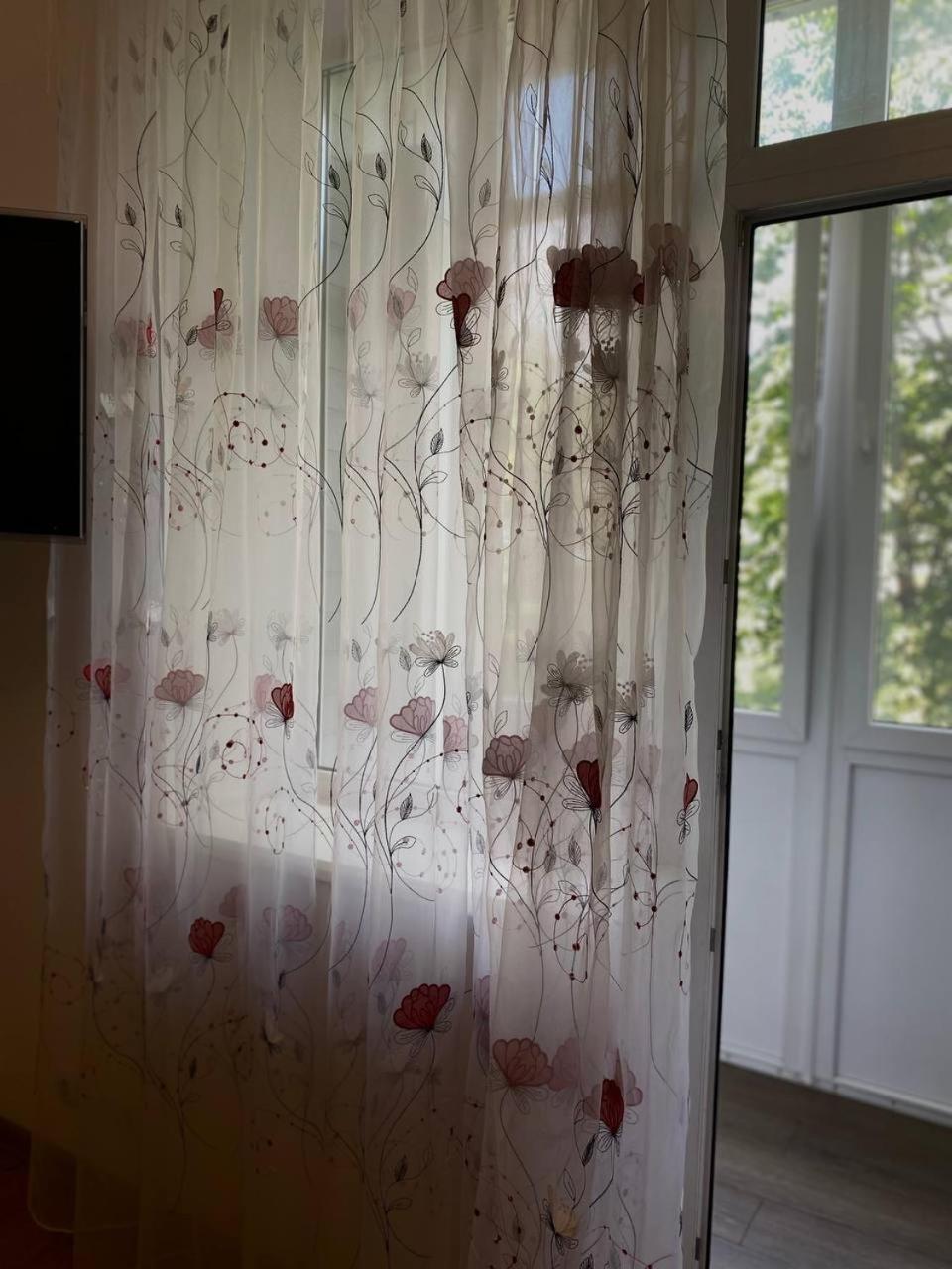 Babylon Apartments On Soborna 2Rooms 罗夫诺 外观 照片